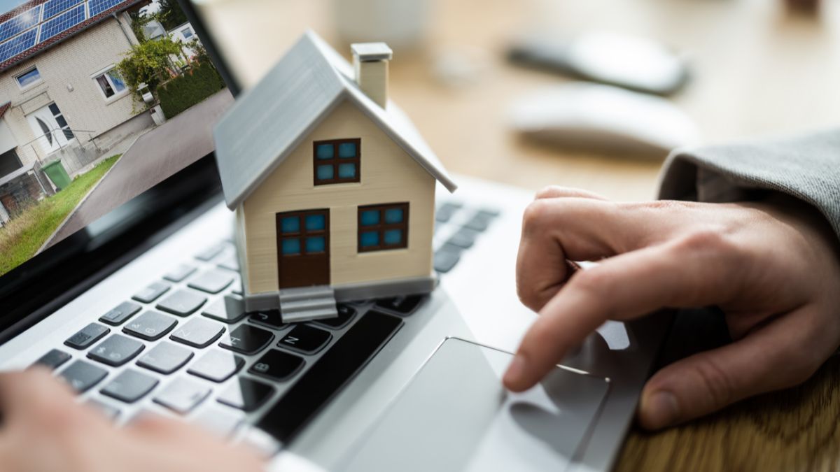 The Social Media Effect on Real Estate Market Trends